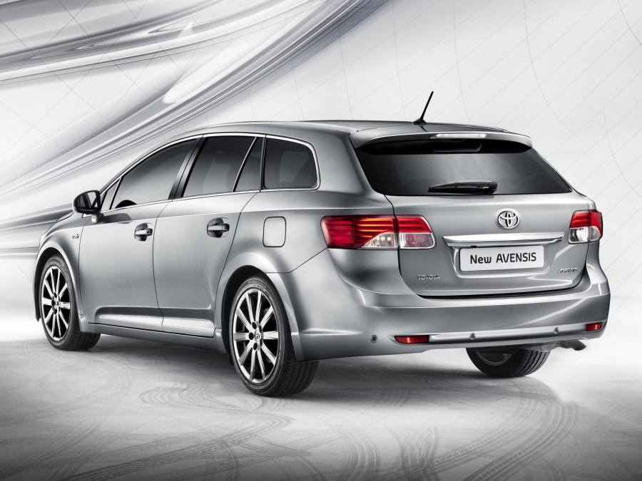  Toyota Avensis Wagon 2011 года  (фото 14 из 25)